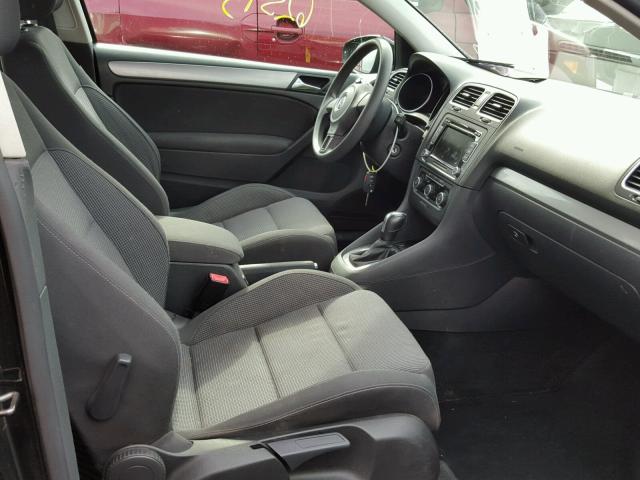 WVWBB7AJ9CW213078 - 2012 VOLKSWAGEN GOLF 黑色 照片 5