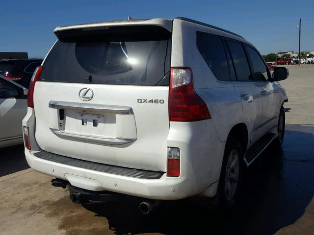 JTJJM7FXXB5031393 - 2011 LEXUS GX PREMIUM WHITE photo 4