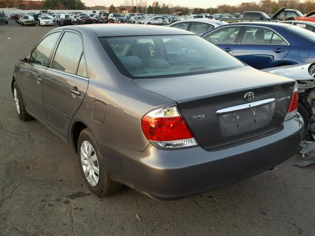 4T1BE30K06U651302 - 2006 TOYOTA CAMRY LE GRAY photo 3