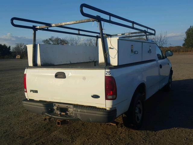 1FTRF17282NB57218 - 2002 FORD F150 WHITE photo 4