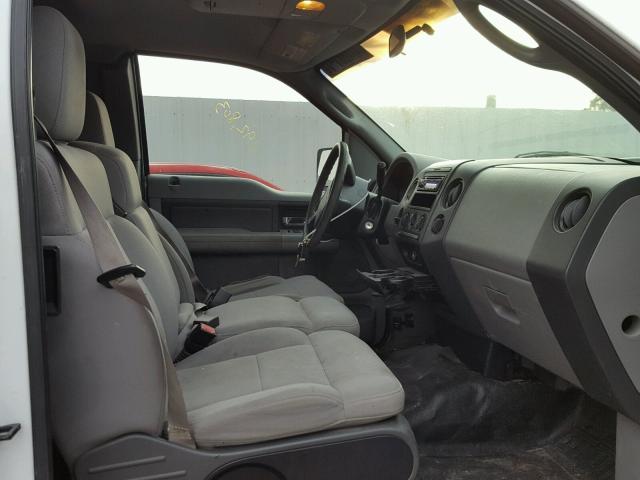 1FTVX12575NB27399 - 2005 FORD F150 WHITE photo 6