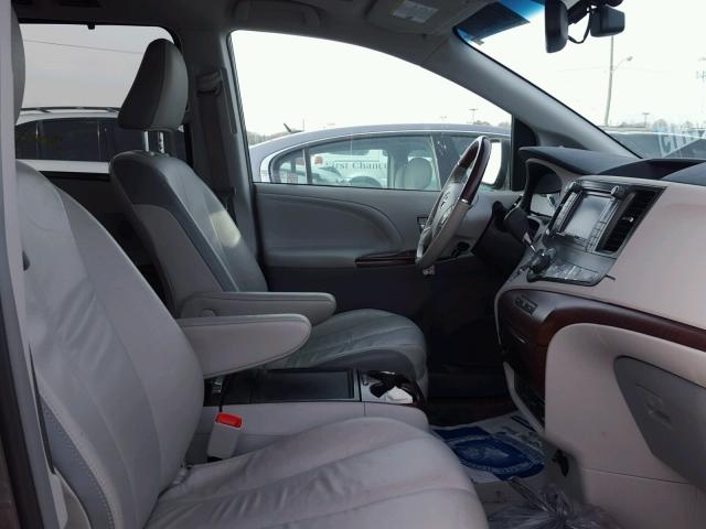 5TDDK3DC5DS059887 - 2013 TOYOTA SIENNA XLE BLUE photo 5