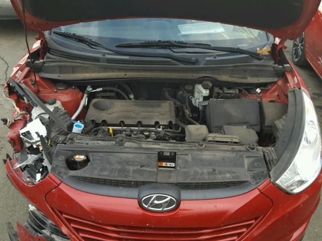 KM8JUCACXDU742161 - 2013 HYUNDAI TUCSON GLS RED photo 7