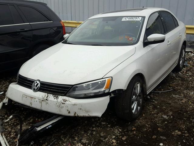 3VWBP7AJ5CM373845 - 2012 VOLKSWAGEN JETTA SE WHITE photo 2