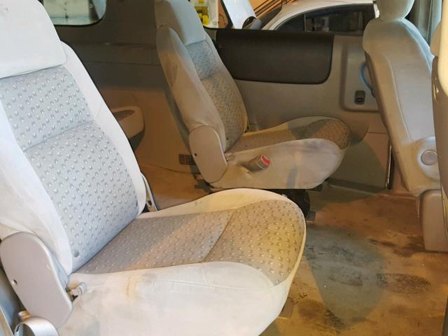 1GNDV23W98D120180 - 2008 CHEVROLET UPLANDER L ვერცხლისფერი ფოტო 6