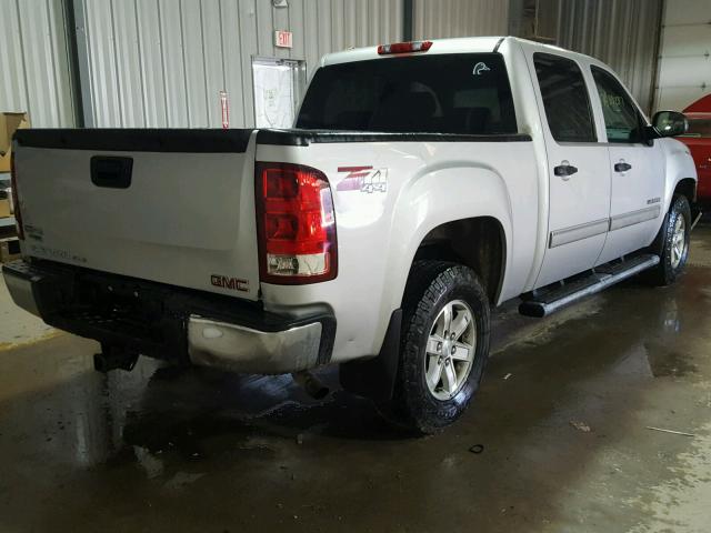 3GTP2VE3XBG366684 - 2011 GMC SIERRA K15 SILVER photo 4