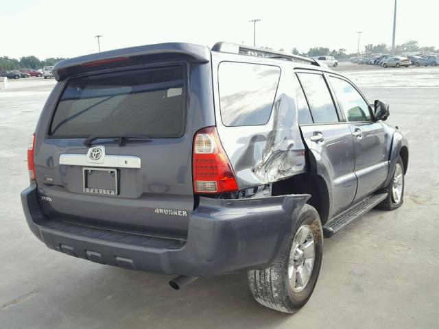 JTEZU14R478087886 - 2007 TOYOTA 4RUNNER SR GRAY photo 4