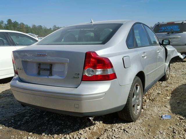 YV1MH682252072634 - 2005 VOLVO S40 T5 SILVER photo 4