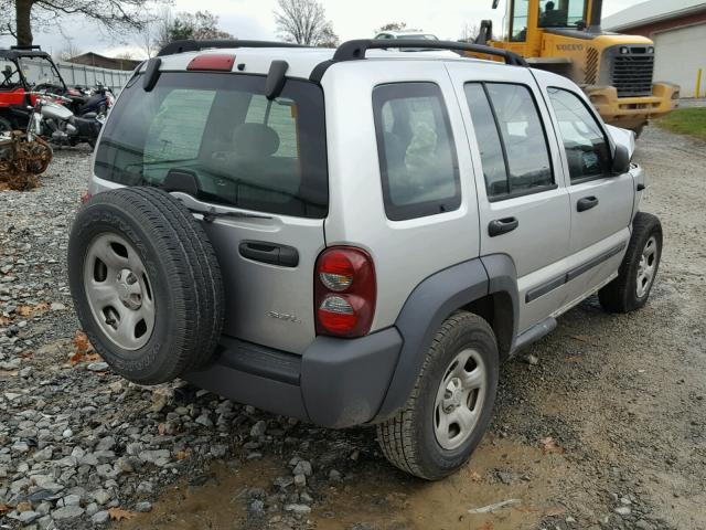 1J4GL48K27W621048 - 2007 JEEP LIBERTY SP SILVER photo 4