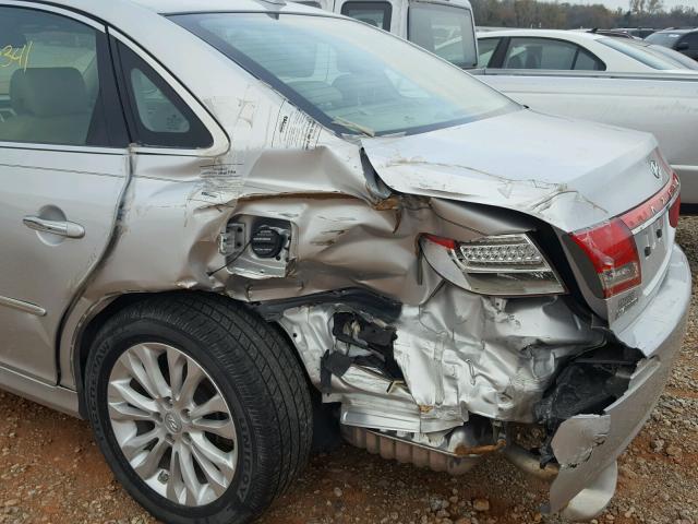 KMHFC4DDXBA539840 - 2011 HYUNDAI AZERA GLS SILVER photo 9