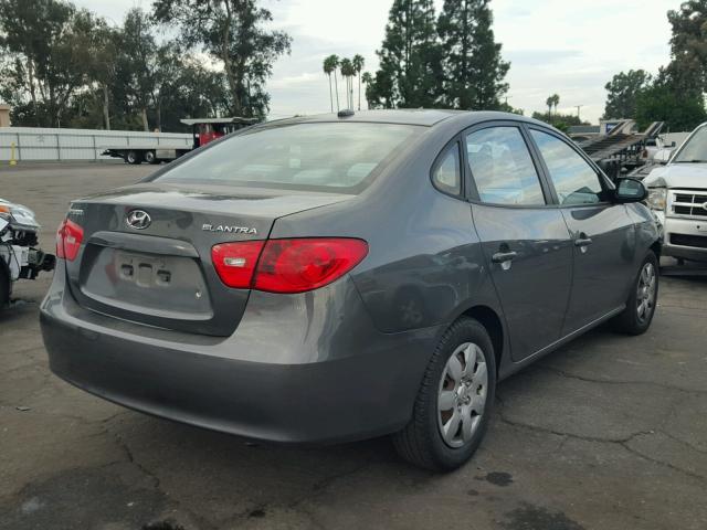 KMHDU46D38U341576 - 2008 HYUNDAI ELANTRA GL GRAY photo 4