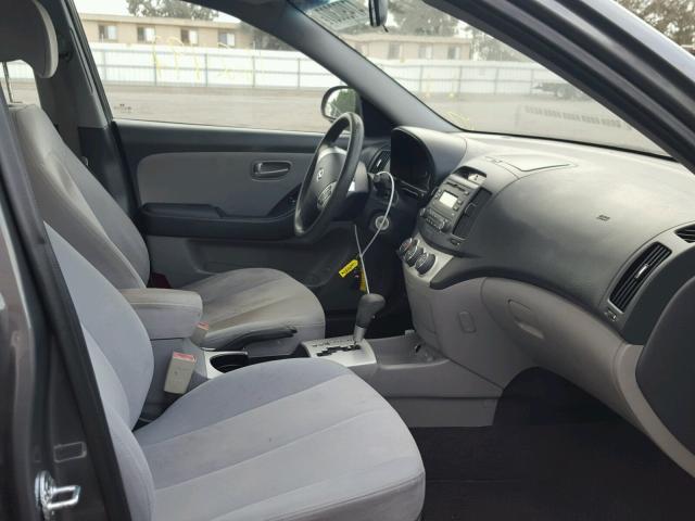 KMHDU46D38U341576 - 2008 HYUNDAI ELANTRA GL GRAY photo 5