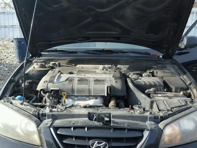 KMHDN45D05U094091 - 2005 HYUNDAI ELANTRA GL BLACK photo 7