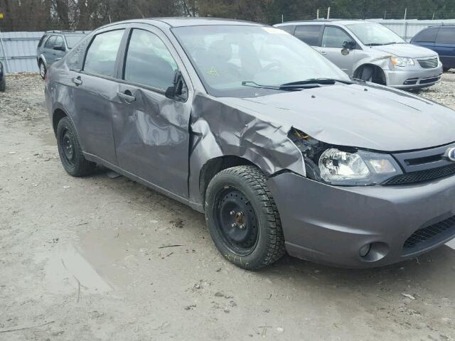 1FAHP3GN6AW283087 - 2010 FORD FOCUS SES GRAY photo 9