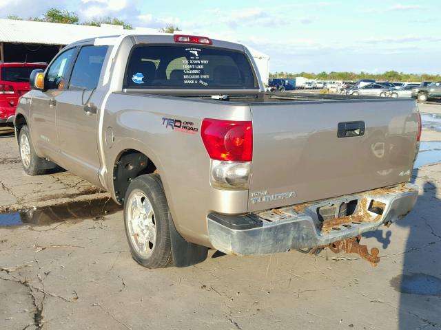 5TFDV54107X029812 - 2007 TOYOTA TUNDRA CRE TAN photo 3