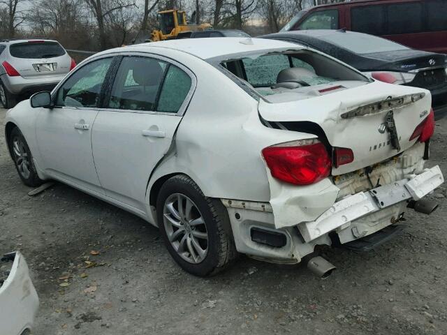 JNKBV61F87M820201 - 2007 INFINITI G35 WHITE photo 3