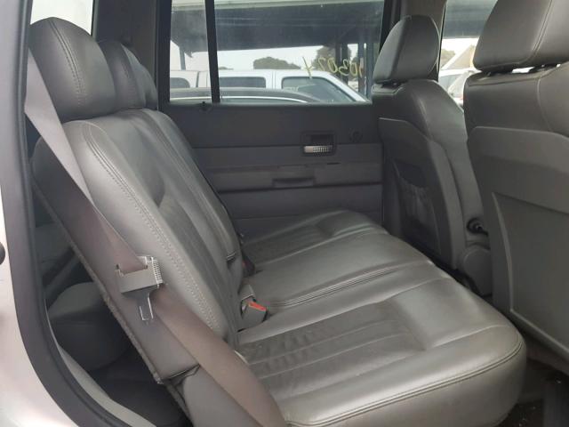 1D4HB58D84F241392 - 2004 DODGE DURANGO LI SILVER photo 6