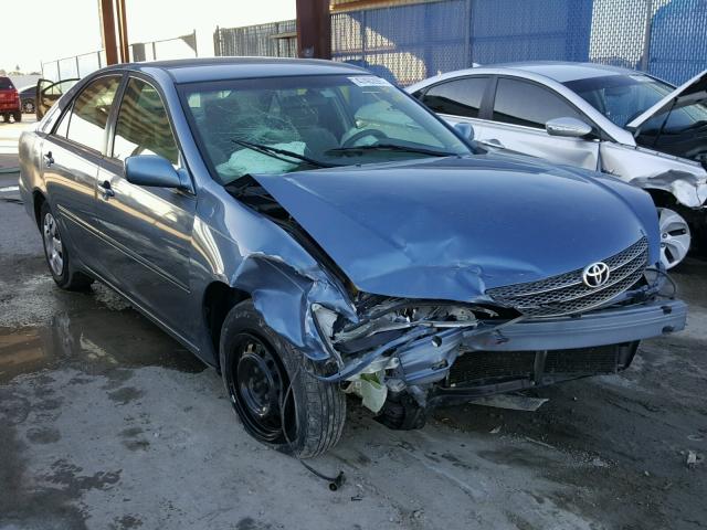 JTDBE32K120070491 - 2002 TOYOTA CAMRY LE BLUE photo 1