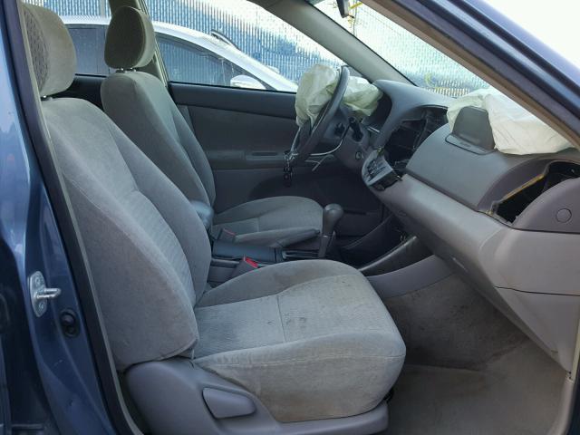 JTDBE32K120070491 - 2002 TOYOTA CAMRY LE 蓝色 照片 5