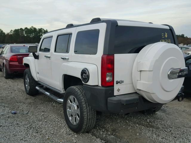 5GTEN13E288148807 - 2008 HUMMER H3 WHITE photo 3