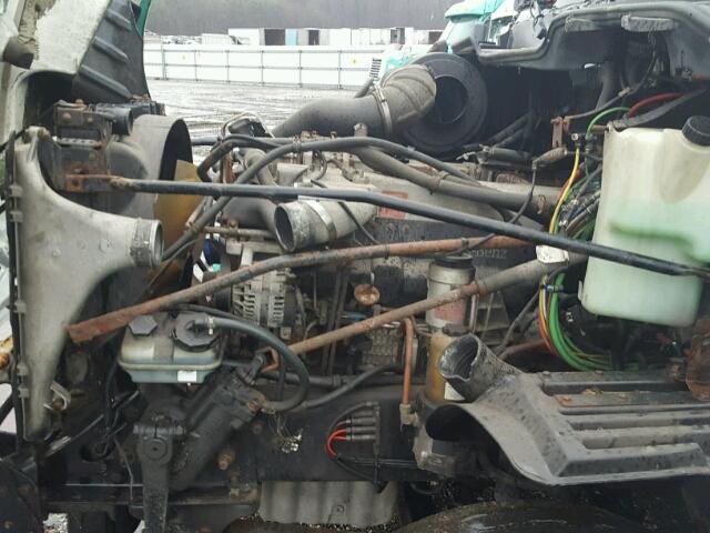 1FUJA6CV27PX39666 - 2007 FREIGHTLINER CONVENTION BROWN photo 7