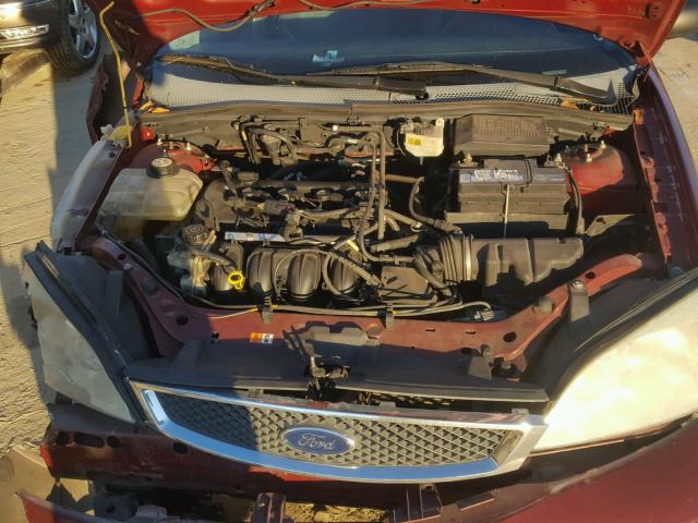 1FAFP34N06W188561 - 2006 FORD FOCUS ZX4 BURGUNDY photo 7