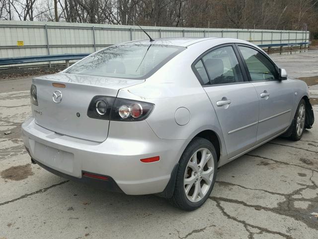 JM1BK32F581115379 - 2008 MAZDA 3 I SILVER photo 4