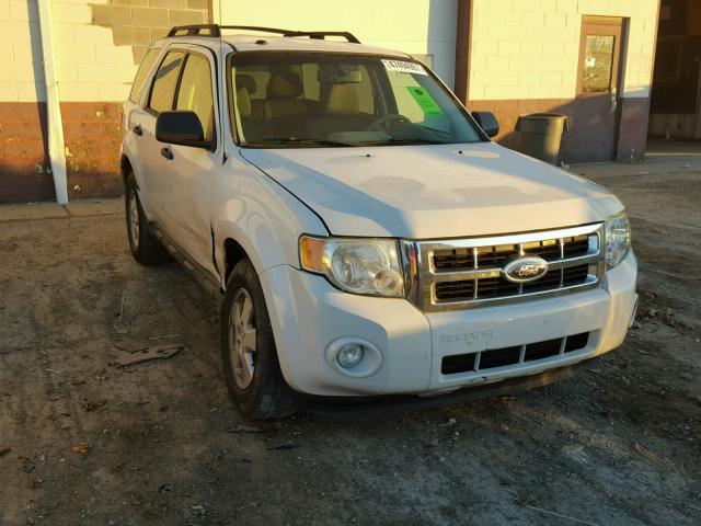 1FMCU0DG3AKA80288 - 2010 FORD ESCAPE XLT WHITE photo 1