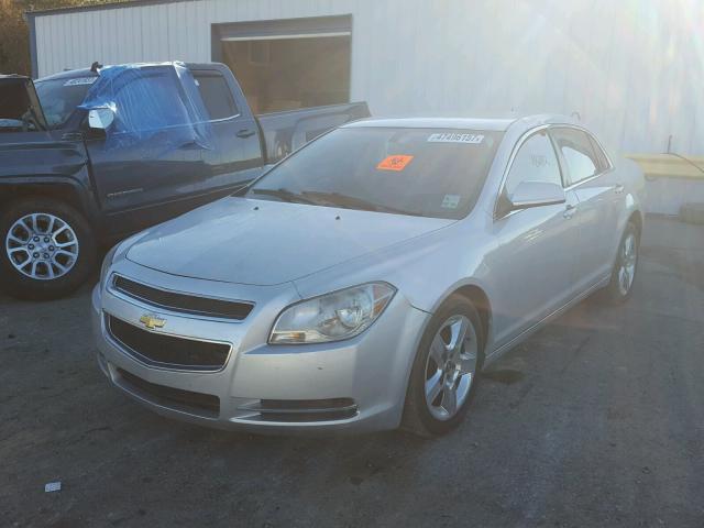 1G1ZC5EB5AF283458 - 2010 CHEVROLET MALIBU 1LT SILVER photo 2