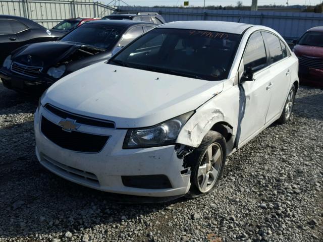 1G1PG5S98B7133188 - 2011 CHEVROLET CRUZE LT WHITE photo 2