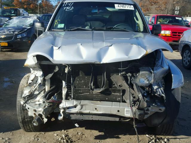 1J4GL58K36W289223 - 2006 JEEP LIBERTY LI SILVER photo 10