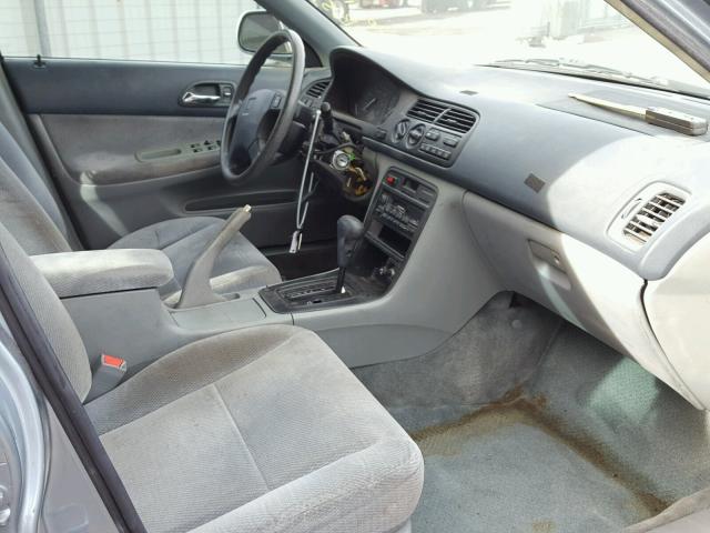 1HGCD5635TA069265 - 1996 HONDA ACCORD LX BLUE photo 5