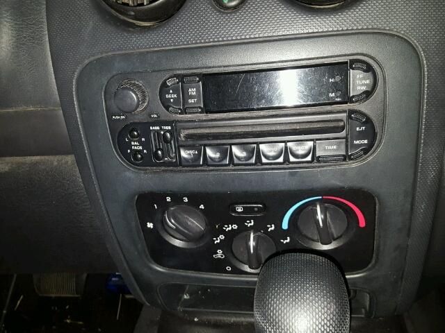 1J4GL48KX4W212050 - 2004 JEEP LIBERTY SP GREEN photo 9