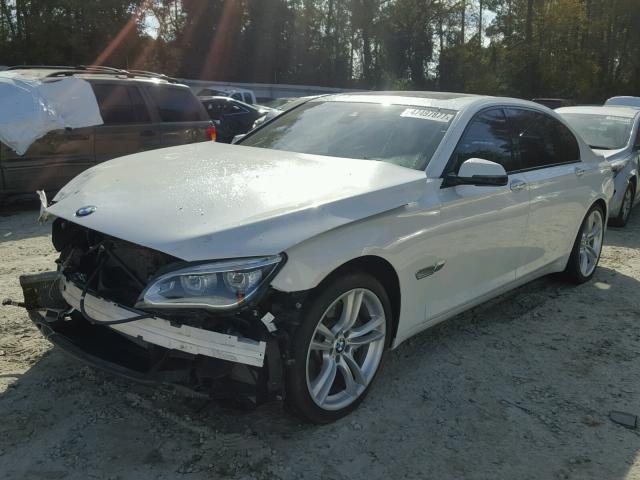 WBAYE8C52DD131839 - 2013 BMW 750LI WHITE photo 2