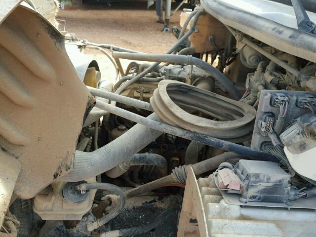 1FVACWDJ26HW57768 - 2006 FREIGHTLINER M2 106 MED WHITE photo 7