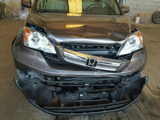 5J6RE38749L016610 - 2009 HONDA CR-V EXL BROWN photo 9