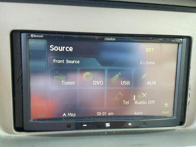 5LMFU28R13LJ36307 - 2003 LINCOLN NAVIGATOR 白色 照片 9