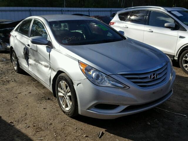 5NPEB4AC0CH394526 - 2012 HYUNDAI SONATA GLS SILVER photo 1