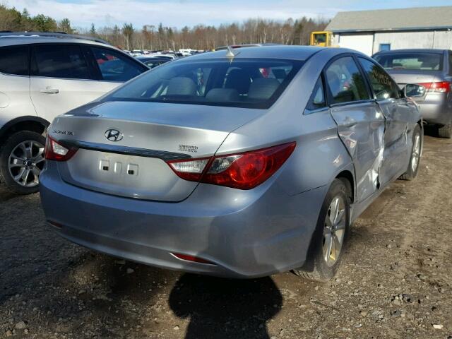 5NPEB4AC0CH394526 - 2012 HYUNDAI SONATA GLS SILVER photo 4