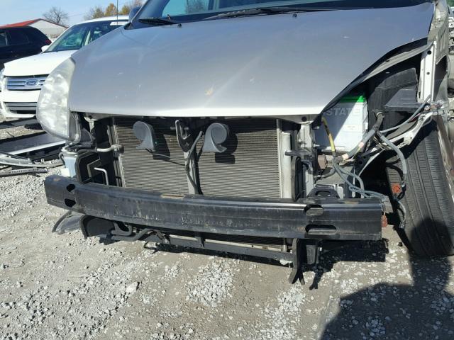 5TDZK23C79S284966 - 2009 TOYOTA SIENNA CE GRAY photo 9