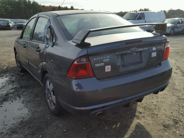 1FAHP34N56W152776 - 2006 FORD FOCUS ZX4 GRAY photo 3