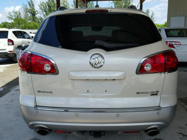 5GALVCED0AJ103895 - 2010 BUICK ENCLAVE CX WHITE photo 10