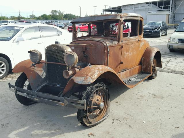 A2998069 - 1930 FORD COUPE BROWN photo 2