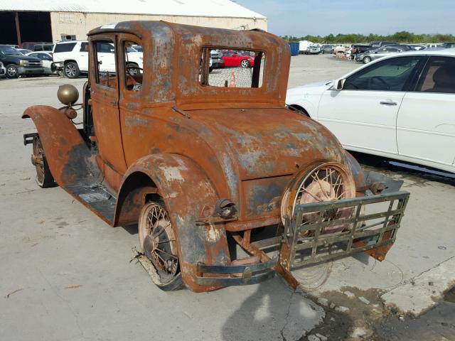 A2998069 - 1930 FORD COUPE BROWN photo 3