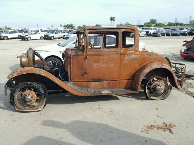 A2998069 - 1930 FORD COUPE BROWN photo 9