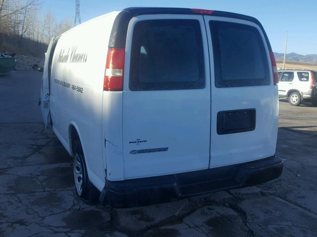 1GCFG15X091105369 - 2009 CHEVROLET EXPRESS G1 WHITE photo 3