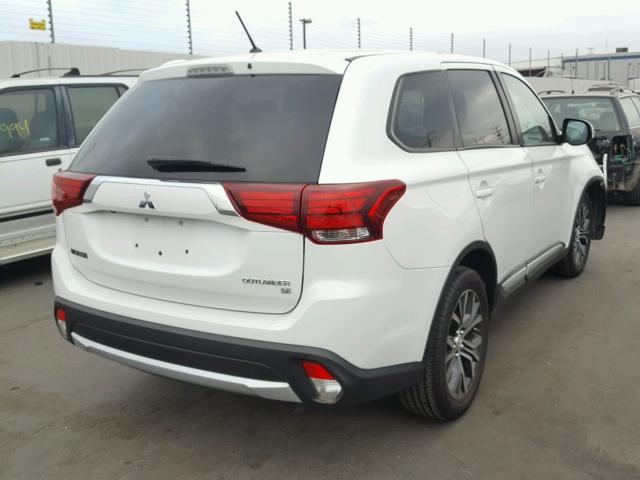 JA4AD3A30GZ001698 - 2016 MITSUBISHI OUTLANDER WHITE photo 4