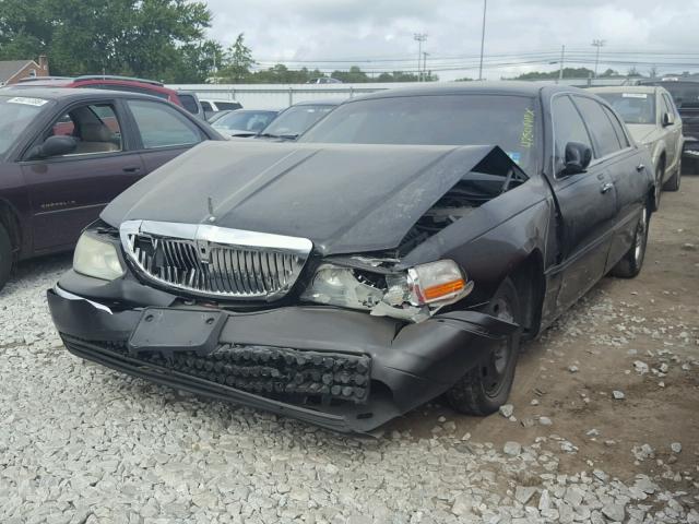 1LNHM84W47Y637260 - 2007 LINCOLN TOWN CAR E BLACK photo 2