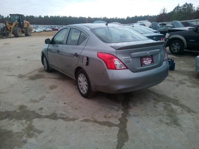 3N1CN7AP8DL873381 - 2013 NISSAN VERSA S SILVER photo 3