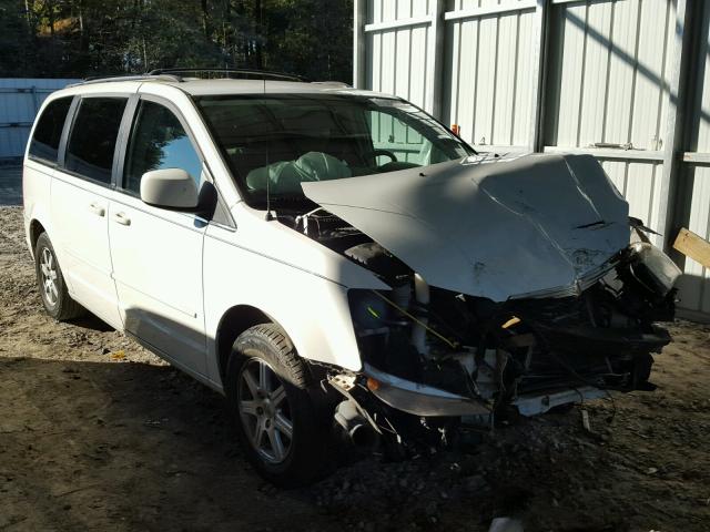 2A8HR54P08R673233 - 2008 CHRYSLER TOWN & COU WHITE photo 1